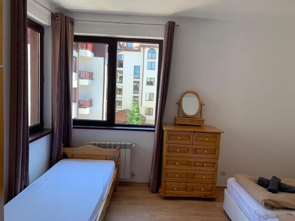 Flora Clover One Bedroom Apartment Nr. 18 보로베츠 외부 사진